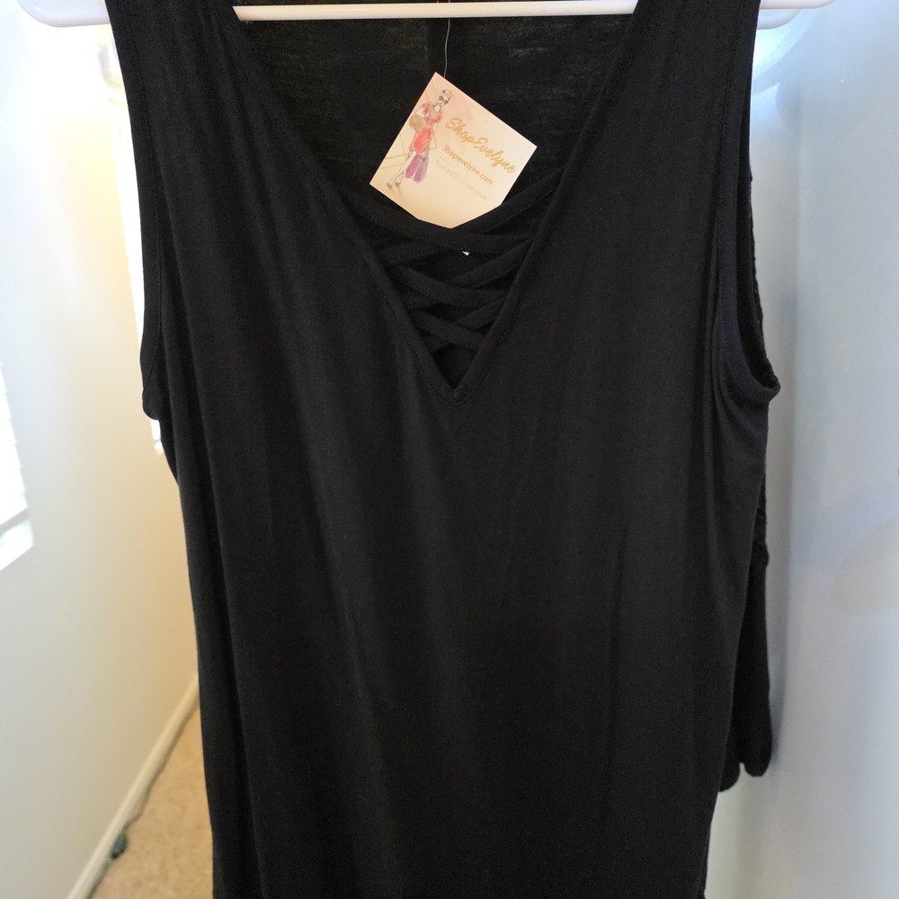 Black Sleeveless Top